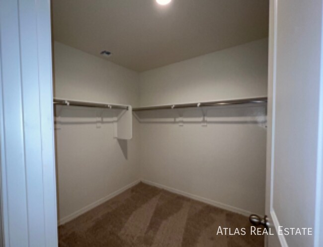 Building Photo - 231 N 201st Ave