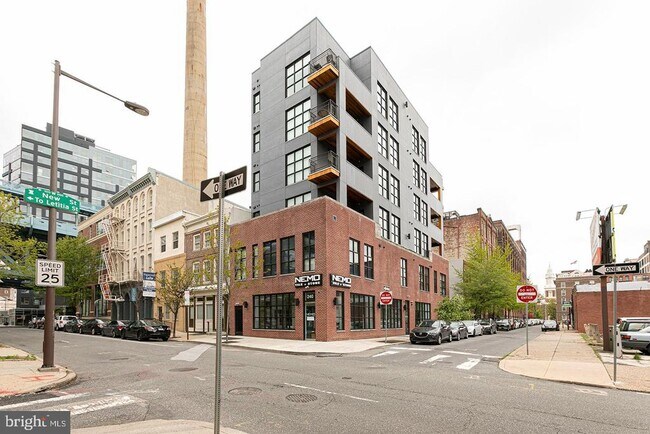 Building Photo - 240 N 2nd St