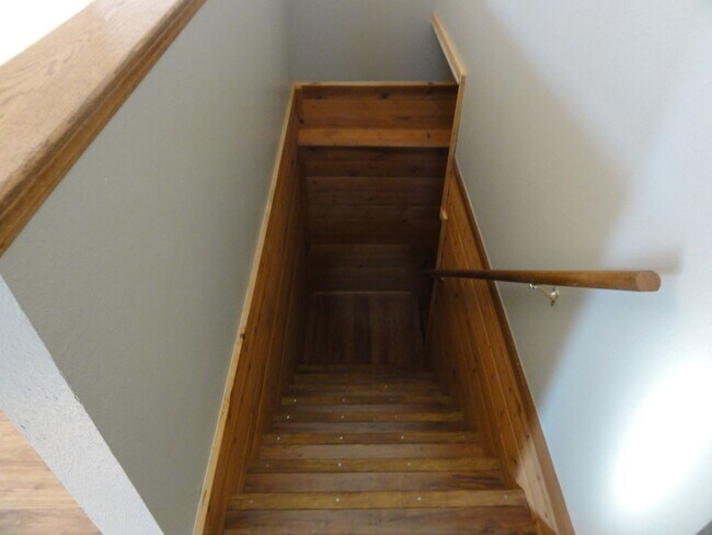 Building Photo - 30856 Kings Valley Way