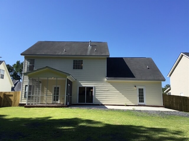 Building Photo - 1425 Gemstone Blvd