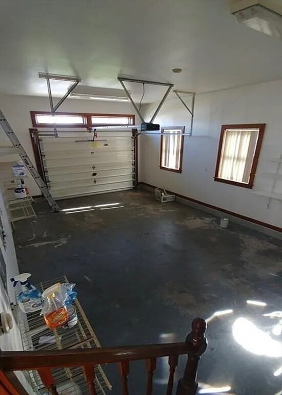 Building Photo - 11 Pike St