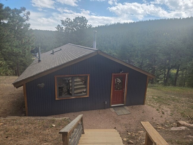 Building Photo - 229 Crestwood Ct