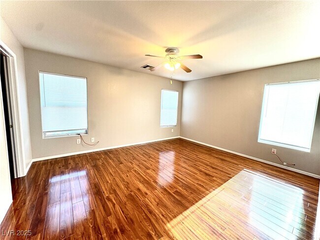 Building Photo - 4182 Cashew Ct