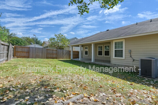 Building Photo - 130 Carmel Dr