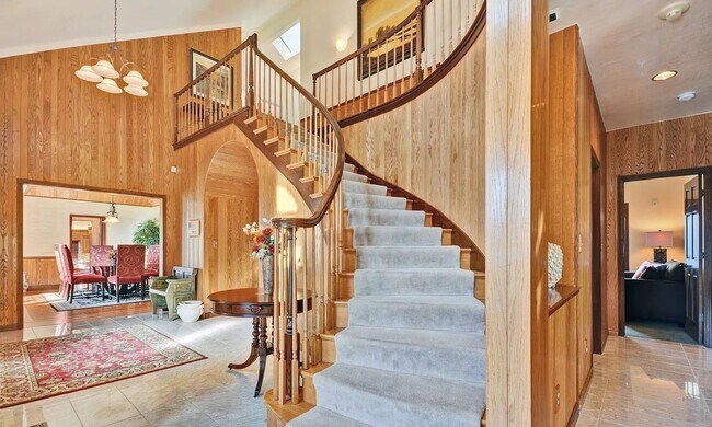 Building Photo - STUNNING LUXURY HOME WITH GORGEOUS SETTING IN WONDERFUL ORINDA!