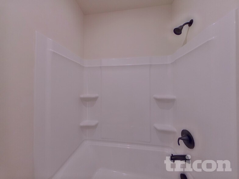 Building Photo - 7217 Jerimoth Dr