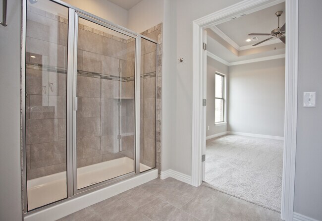 Building Photo - ***1004 Taylor Lane***