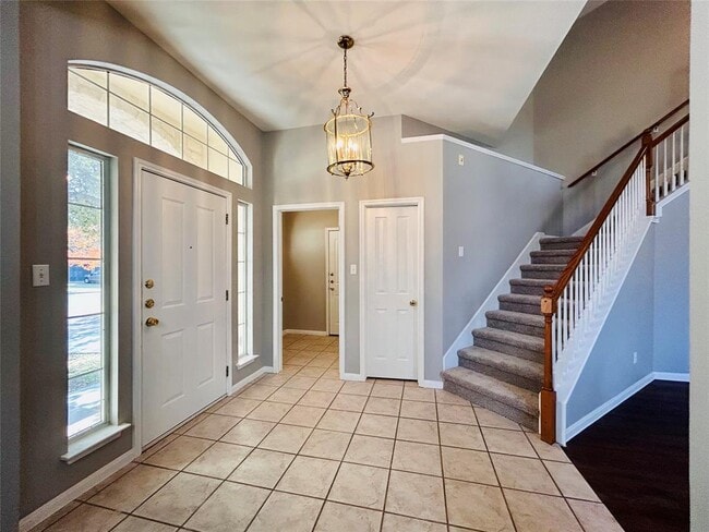 Building Photo - 12544 Wethersby Way