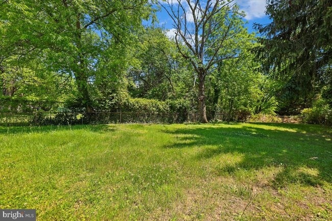 Building Photo - 3102 Romaine Ct
