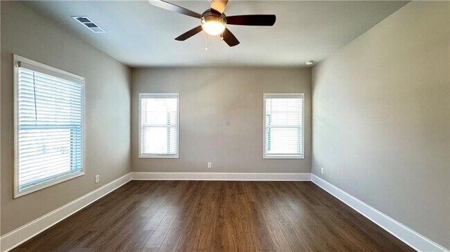 Building Photo - 13040 Deerfield Pkwy