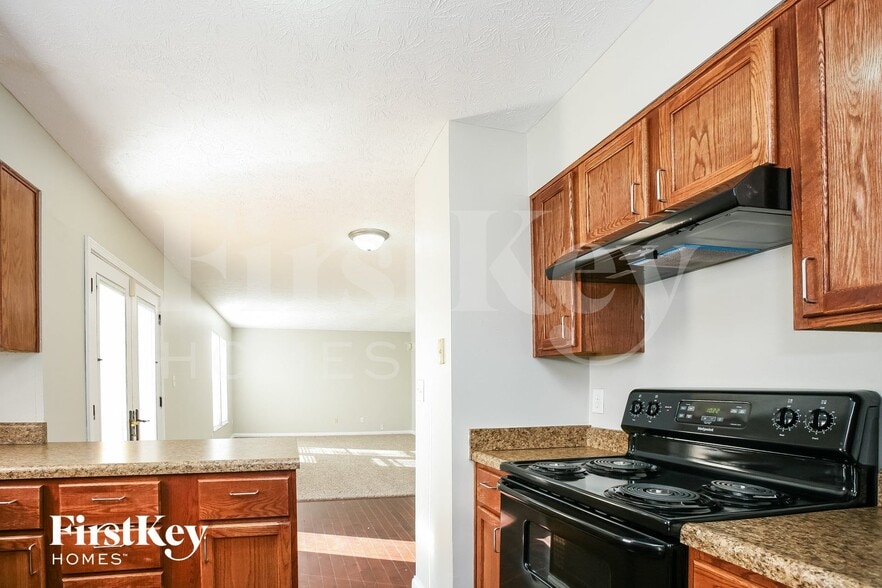 Building Photo - 511 Palmyra Dr