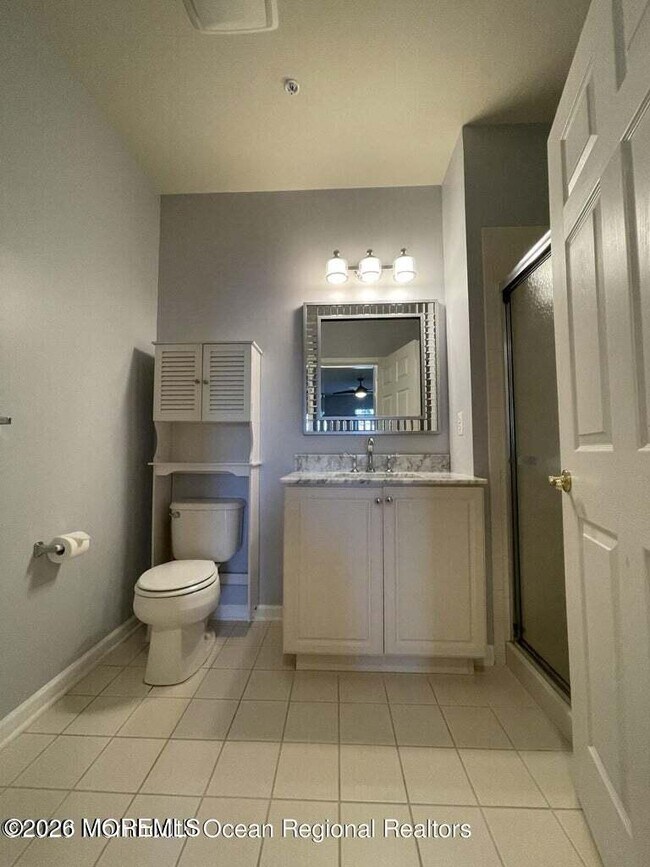 Building Photo - 610 Sophee Ln