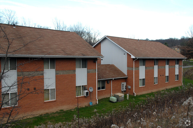 Building Photo - White Valley Apartments