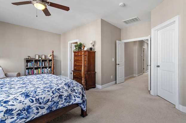 Building Photo - 550 Balsam Fir Dr