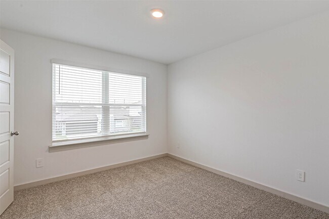 Building Photo - 250 John House Ln