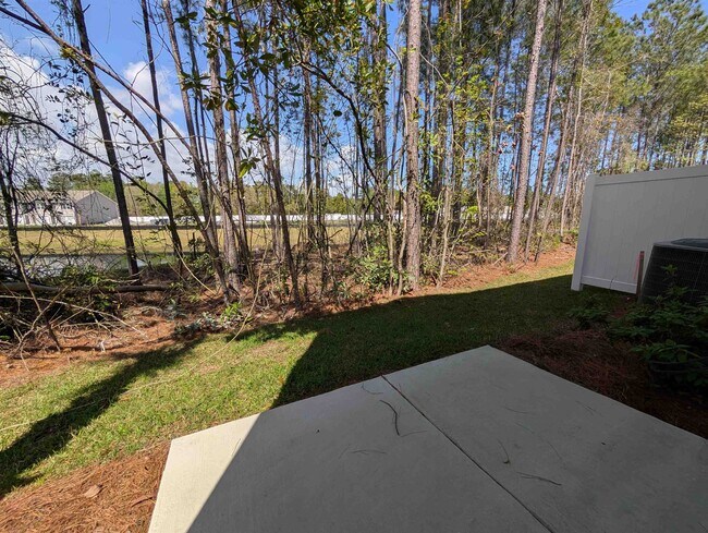 Building Photo - 644 Golden Resin Rd