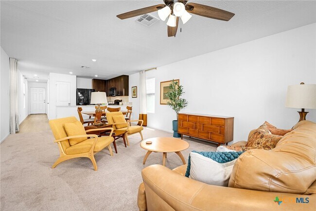 Building Photo - 175 Amber Gln