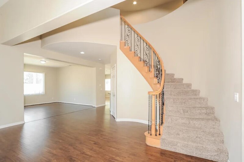 Building Photo - 39410 Indigo Sky Ave