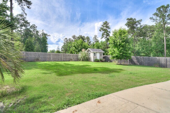 Building Photo - Beauty in Riverwood on Corner Lot!