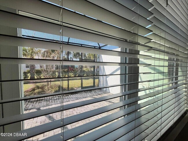 Building Photo - 534 Margaritaville Ave