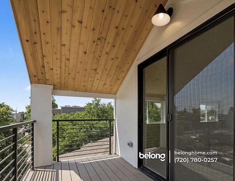 Building Photo - 1415 Zenobia St