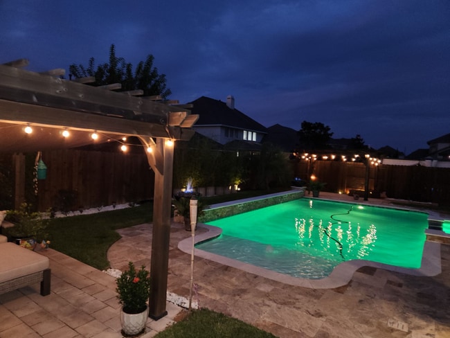 Building Photo - 9707 Lauren Briar Ln