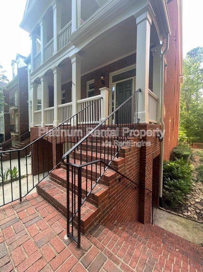 Building Photo - 1460 Wembley Ct NE