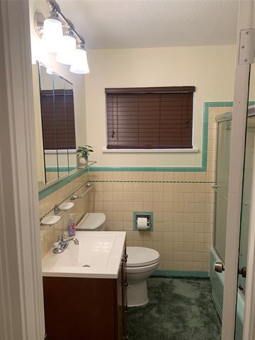 Building Photo - 4112 Daley Ave