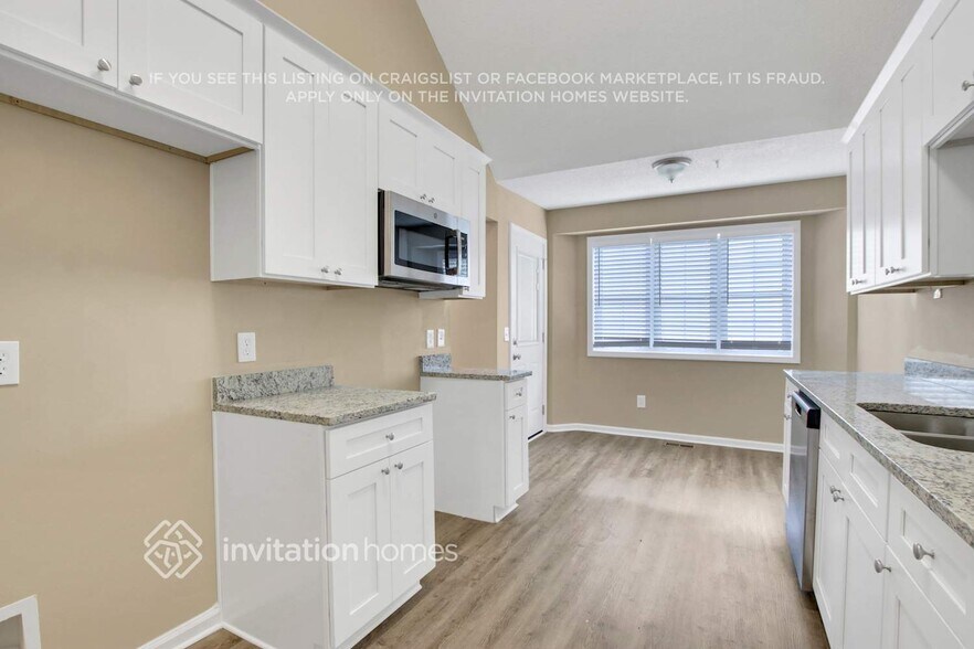 Building Photo - 1172 Cayman Ln SW