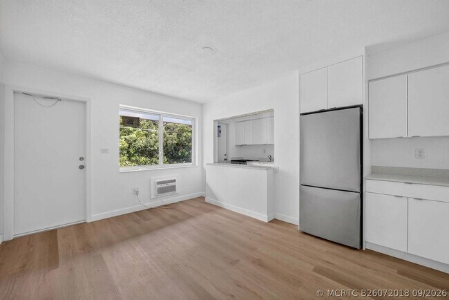 Building Photo - 60 NW 79th St