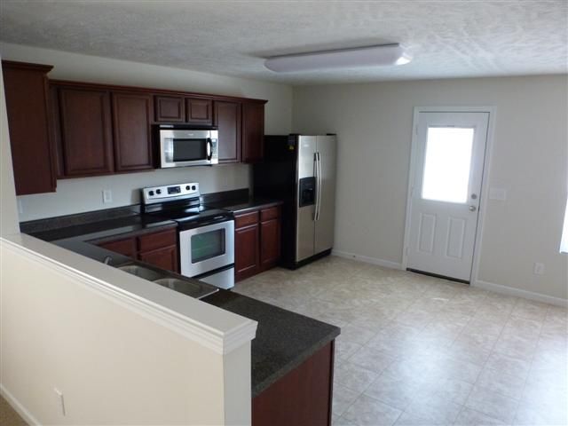 Building Photo - LARGE 3BR Home Blackman School Zone