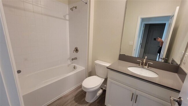 Building Photo - 2945 Nottel Dr