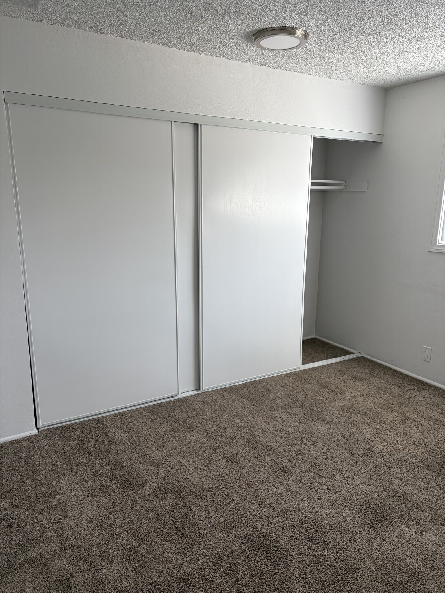 Building Photo - 7346 Bright Ave