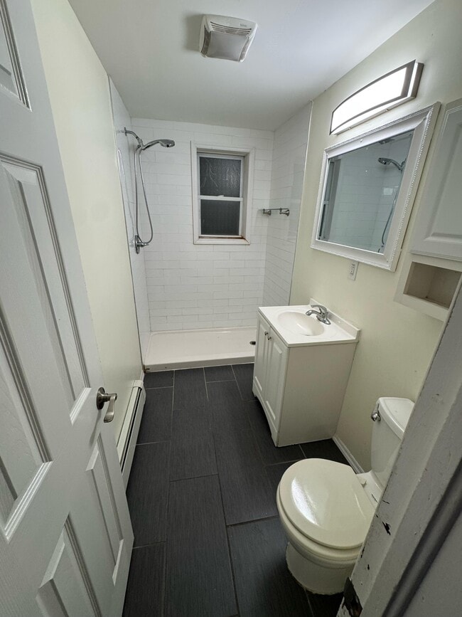 Building Photo - 79 Struyk Ave