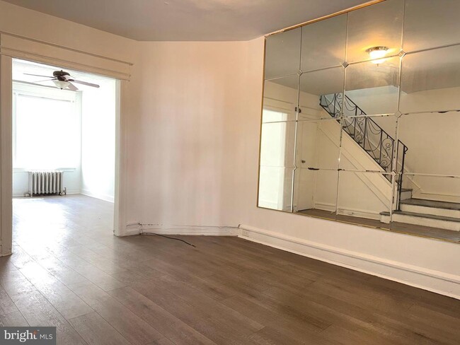 Building Photo - 5756 Hunter St