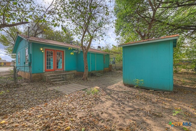 Building Photo - 807 Sturgeon Dr