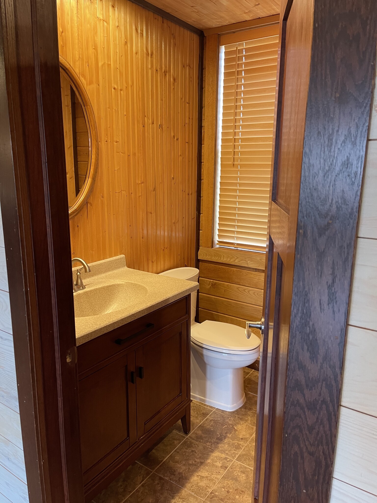 Bathroom - 3907 Maple Dr SE