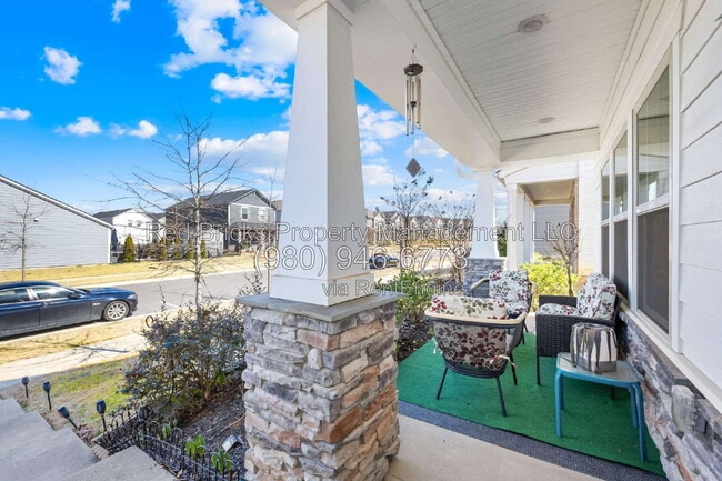 Building Photo - 12216 Stoneybrook Station Pkwy
