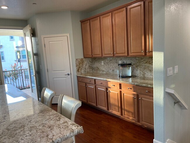 Building Photo - 2749 Ferrara Cir