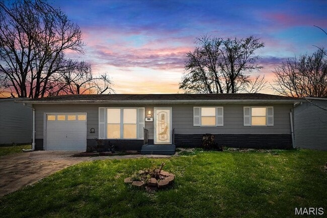 Building Photo - 807 Estate Dr