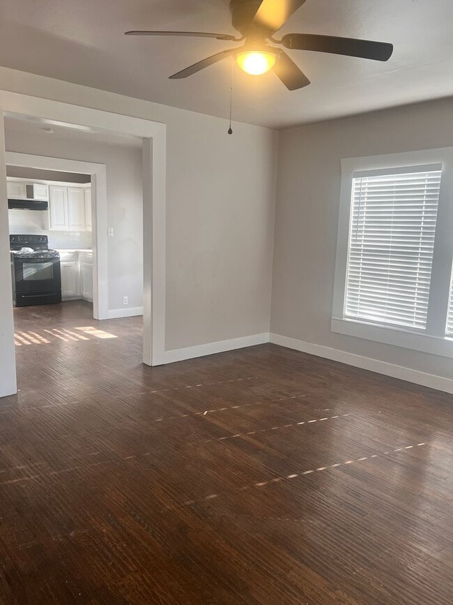 Building Photo - 3506 CR 920