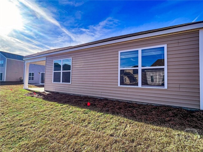 Building Photo - 388 Coconut Dr
