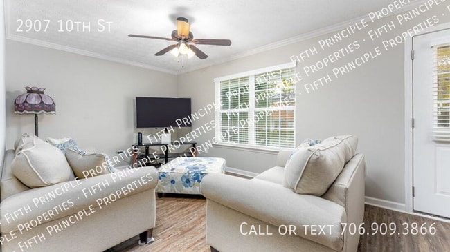 Building Photo - 2907 10th St