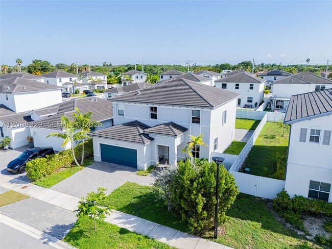 Building Photo - 12740 SW 214th Ter