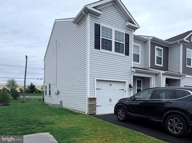 Building Photo - 20 Nelsons Wy