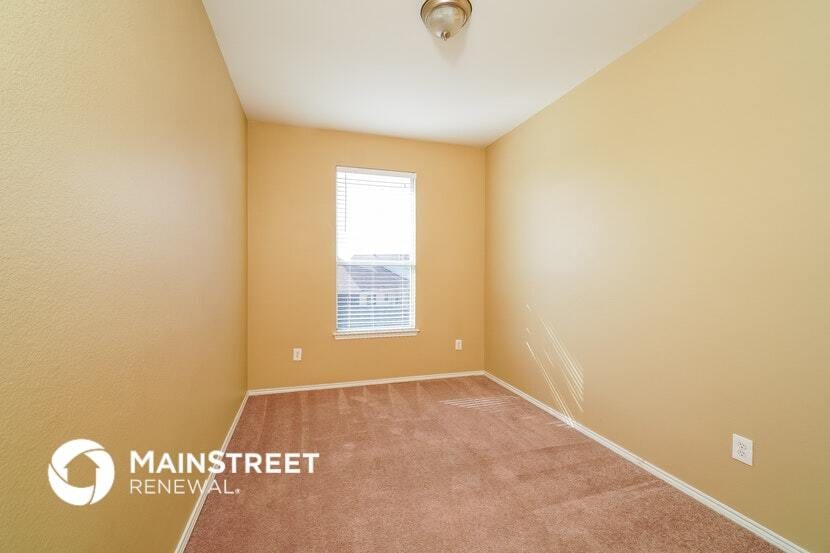 Building Photo - 2109 Shane Ave