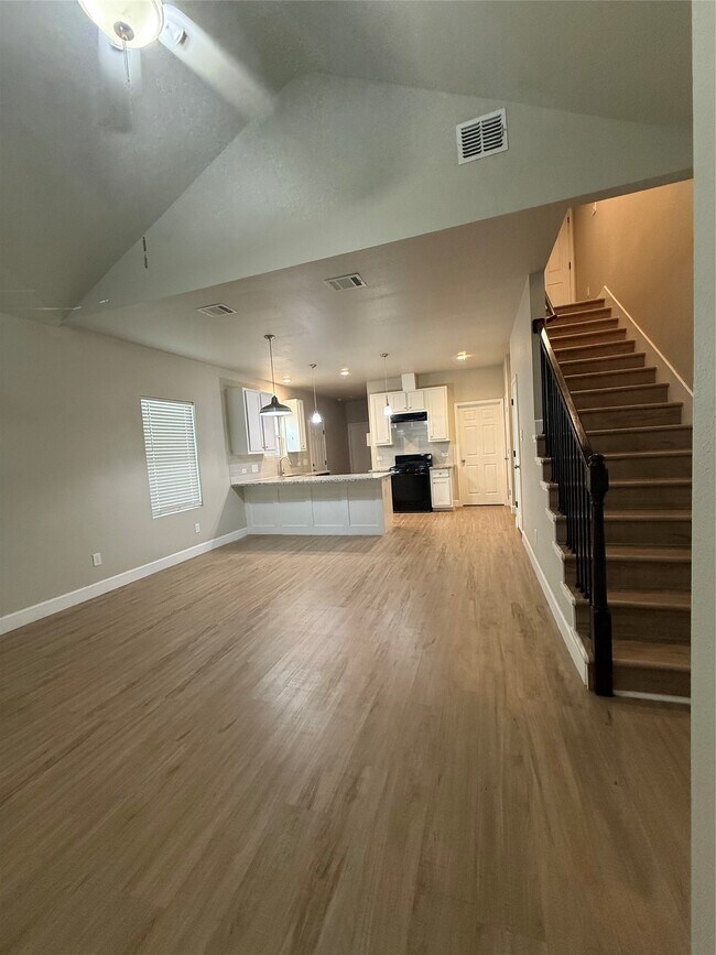 Building Photo - 9722 Pelsey St