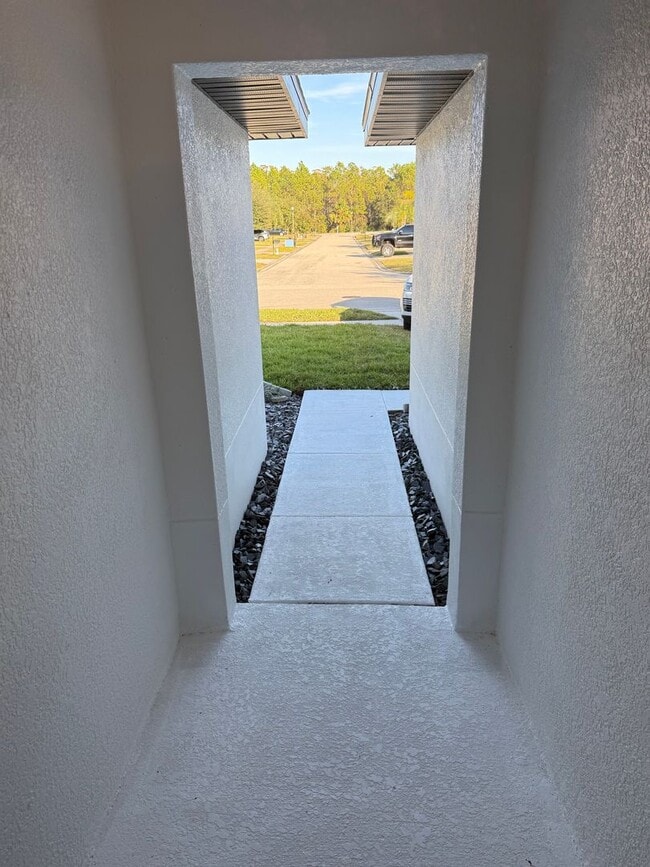 Building Photo - Remodeled Single Family Home in Hunter's Ridge Ormond Beach