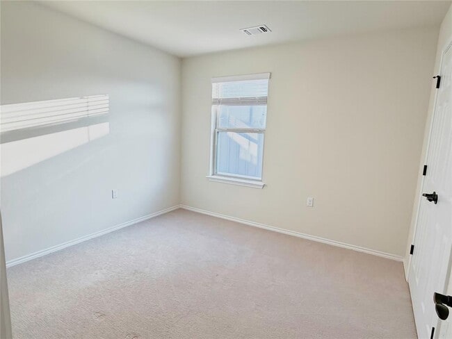 Building Photo - 6724 Ellsworth Walk