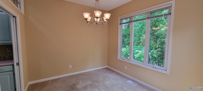 Building Photo - 207 Mountain Rdg Dr NE